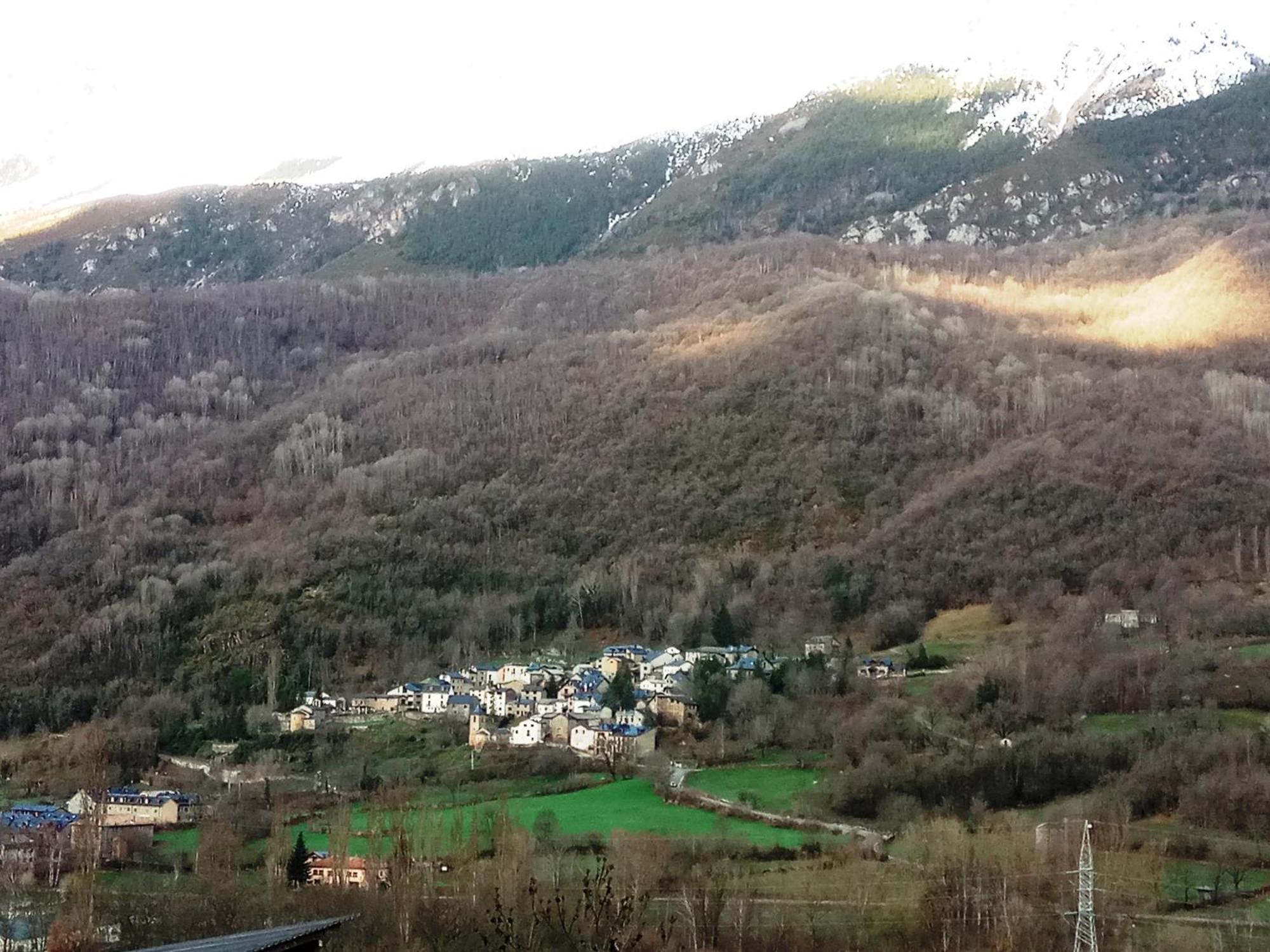 Villa La Borda De Sesué Extérieur photo